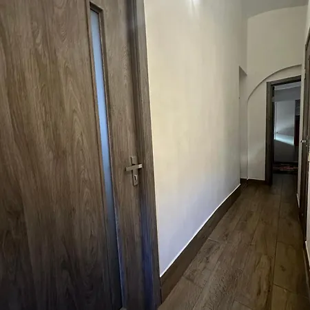 личаківська 4 Apartment